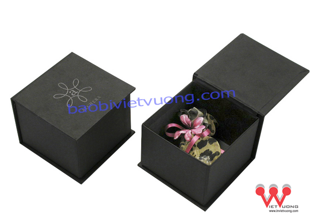 in-hop-my-pham-cao-cap1.jpg in-hop-my-pham-cao-cap1.jpg